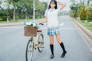 Immigration policy is an important factor in international relations, especially in a country with a large population like Shanghai. The issue of immigration is not only related to economic and social Immigration policy is an important factor in international relations, especially in a country with a large population like Shanghai. The issue of immigration is not only related to economic and social